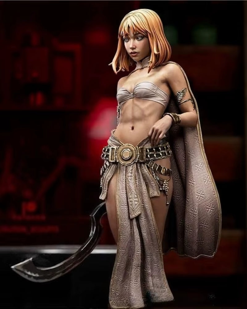 Fantasy Female Figure with Cape and Armor 1/24 Resin Model Kit - resin model view 2