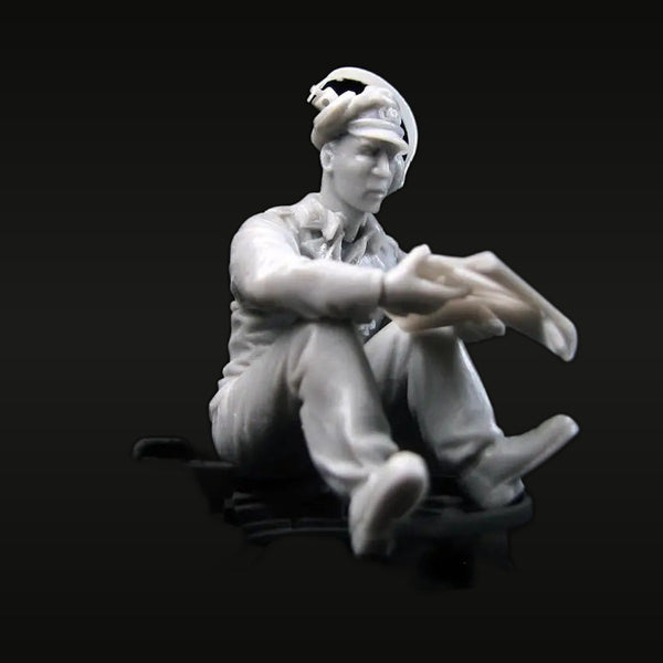 WWII German Officer Seated 1/35 Resin Figure Kit