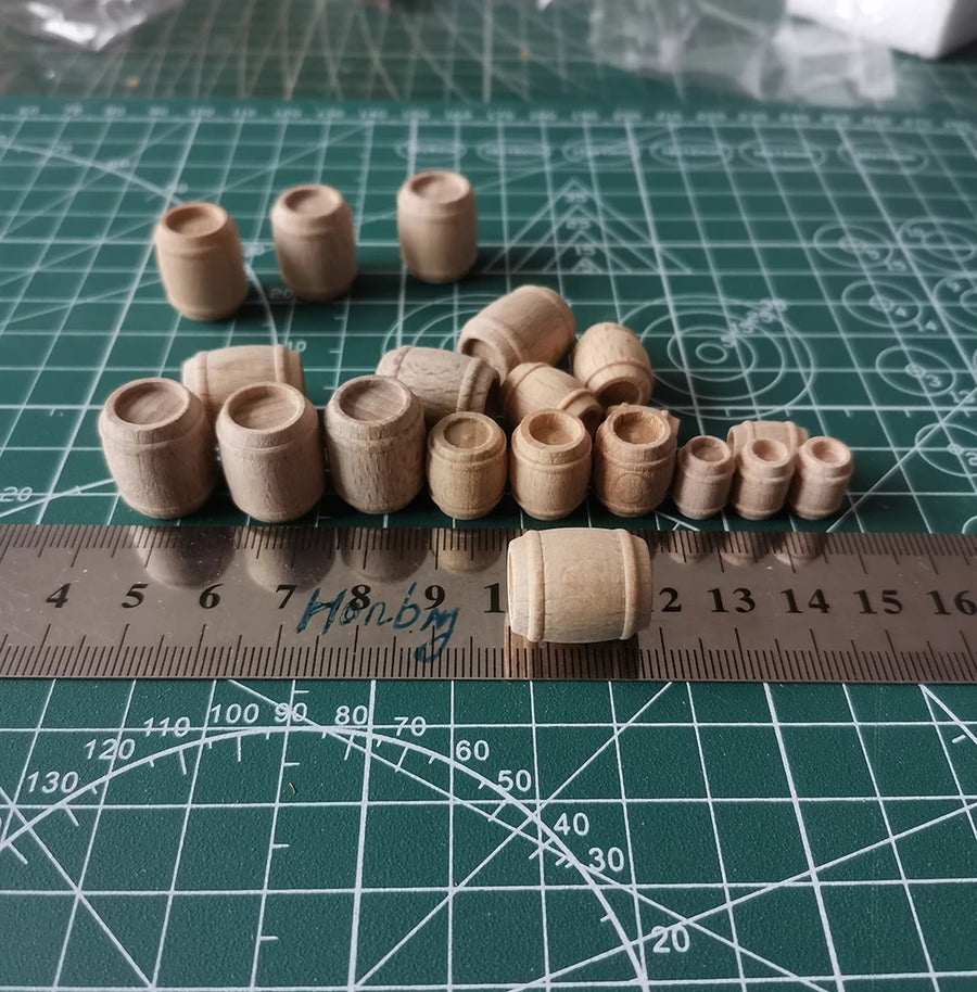 Wooden Barrel & Cargo Crate Accessories Resin Miniature Kit - 1:48 Scale - resin model view 2