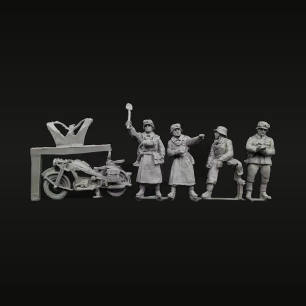 WWII German Soldiers with Motorcycle & Shelter 1/72 Resin Diorama Kit