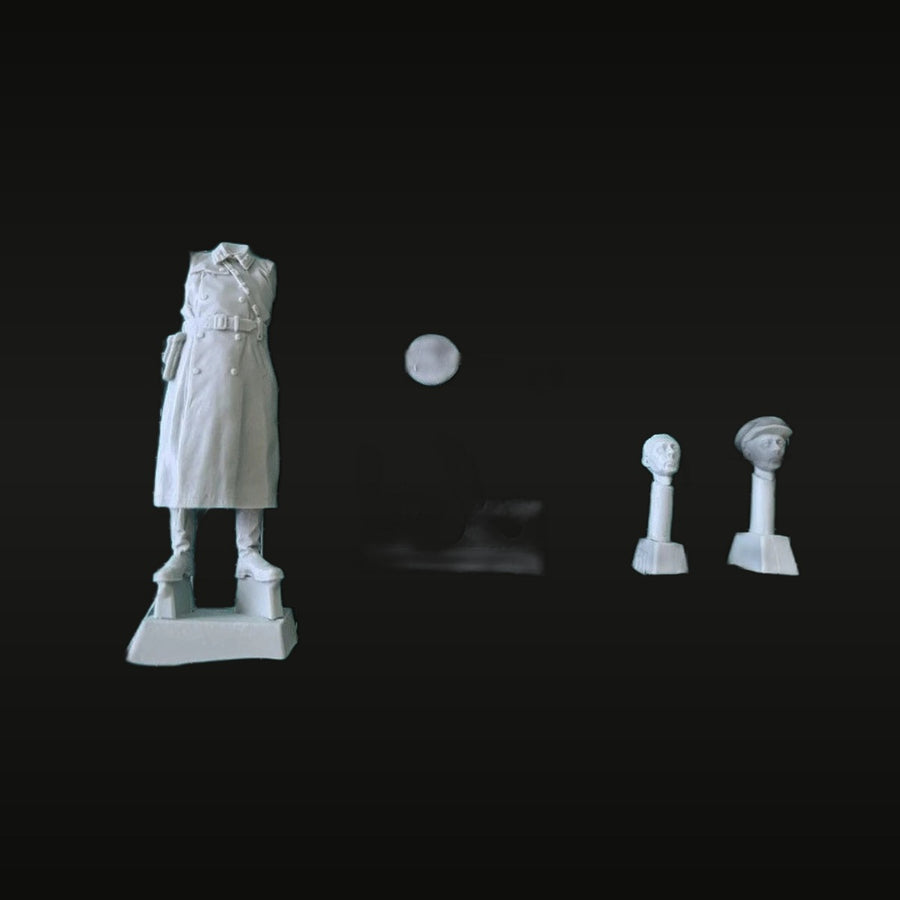 Soviet NKVD Major 1/35 Resin Figure Kit with Accessories - unpainted resin model kit