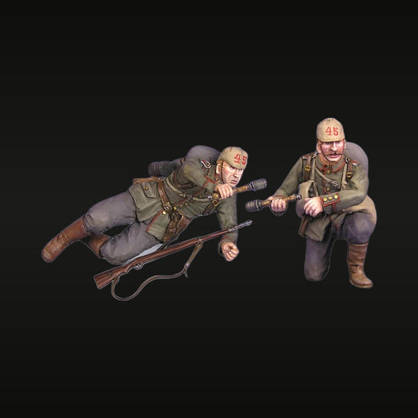 WWII British Infantry Three-Figure Team with Lee-Enfield and Grenades 1/35 Resin Kit