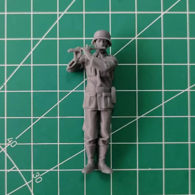 1/35 Scale Die-Cast Resin Figure Model Kit WWII German Military Band Musicians Unassembled and Unpainted