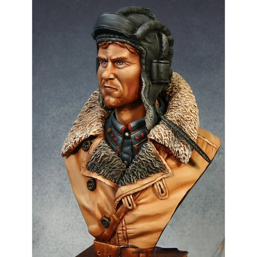 1/10 Scale Resin Unpainted Model Kit, Military Theme, Bust of a WWII Russian Tank Crewman, Unassembled and Unpainted GK