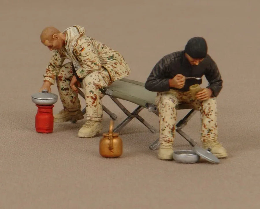 1/35 Resin Model Figure GK, Military Theme ，Unassembled and Unpainted Kit