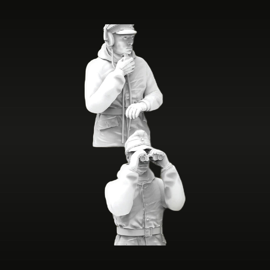 WWII German Tank Crew Winter Uniform 1/35 Resin Figure Set - unpainted resin model kit