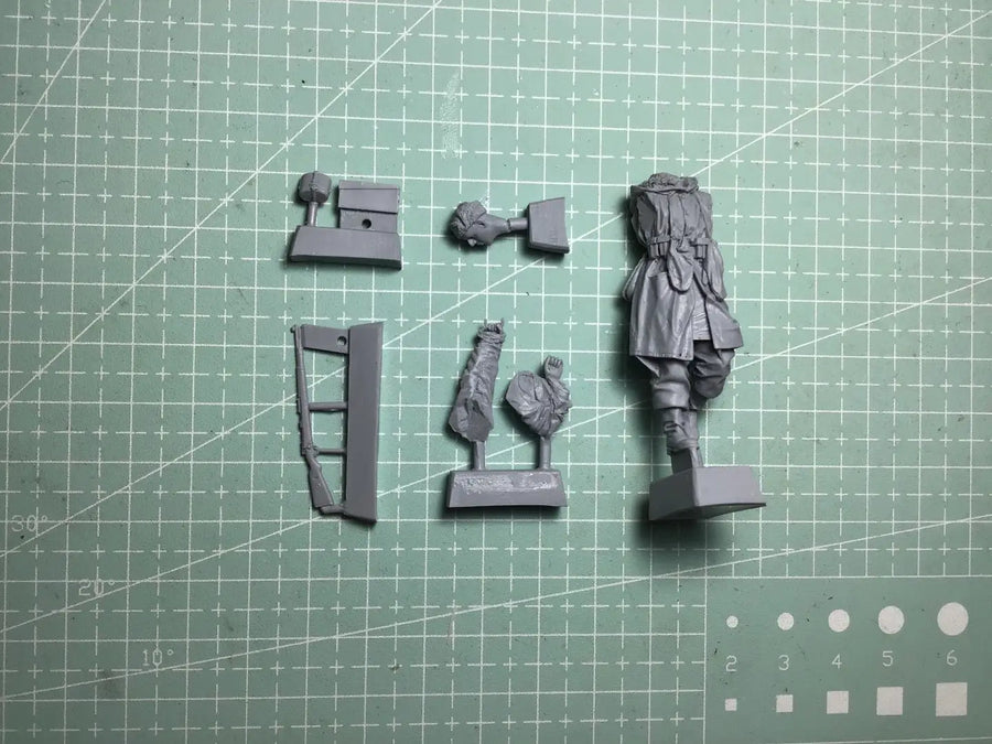 1/35 Resin Model Figure Gk，Unassembled and Unpainted Kit