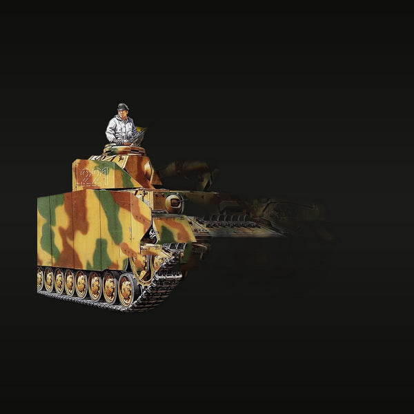 WWII German Panzer IV Ausf.H Tank with Crew 1/35 Resin Vehicle Kit