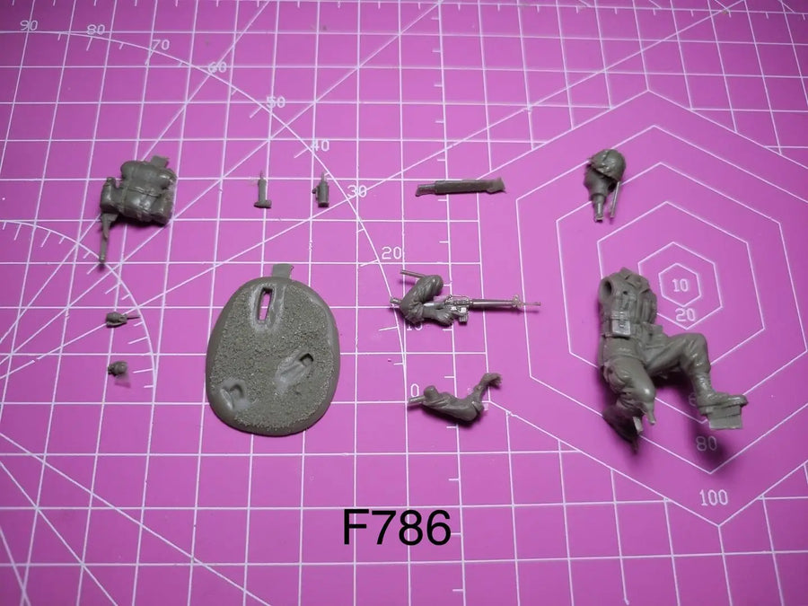1/35 Resin Model Figure Gk，Unassembled and Unpainted Kit