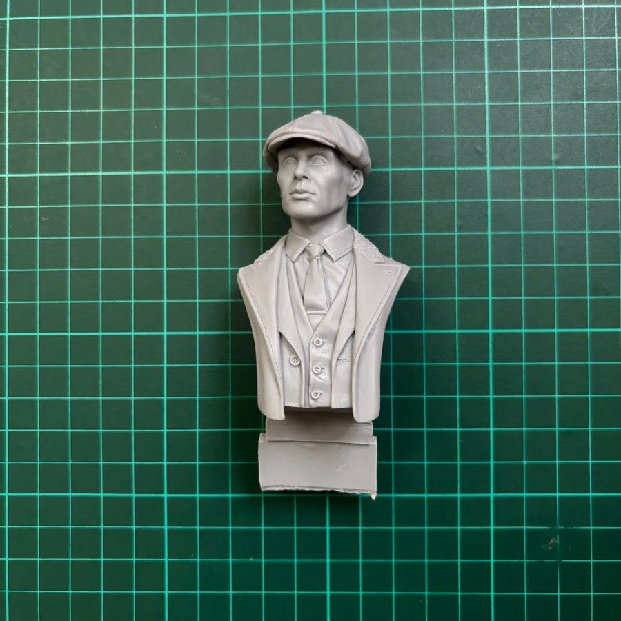 1/10 Scale Resin Unpainted Model Kit, Birmingham Gangster Unassembled and Unpainted GK
