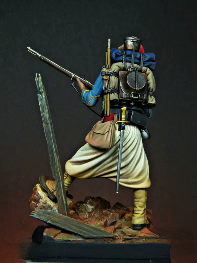 French Napoleonic Soldier with Raised Arm Striding 1/24 Resin Figure Kit - resin model view 3