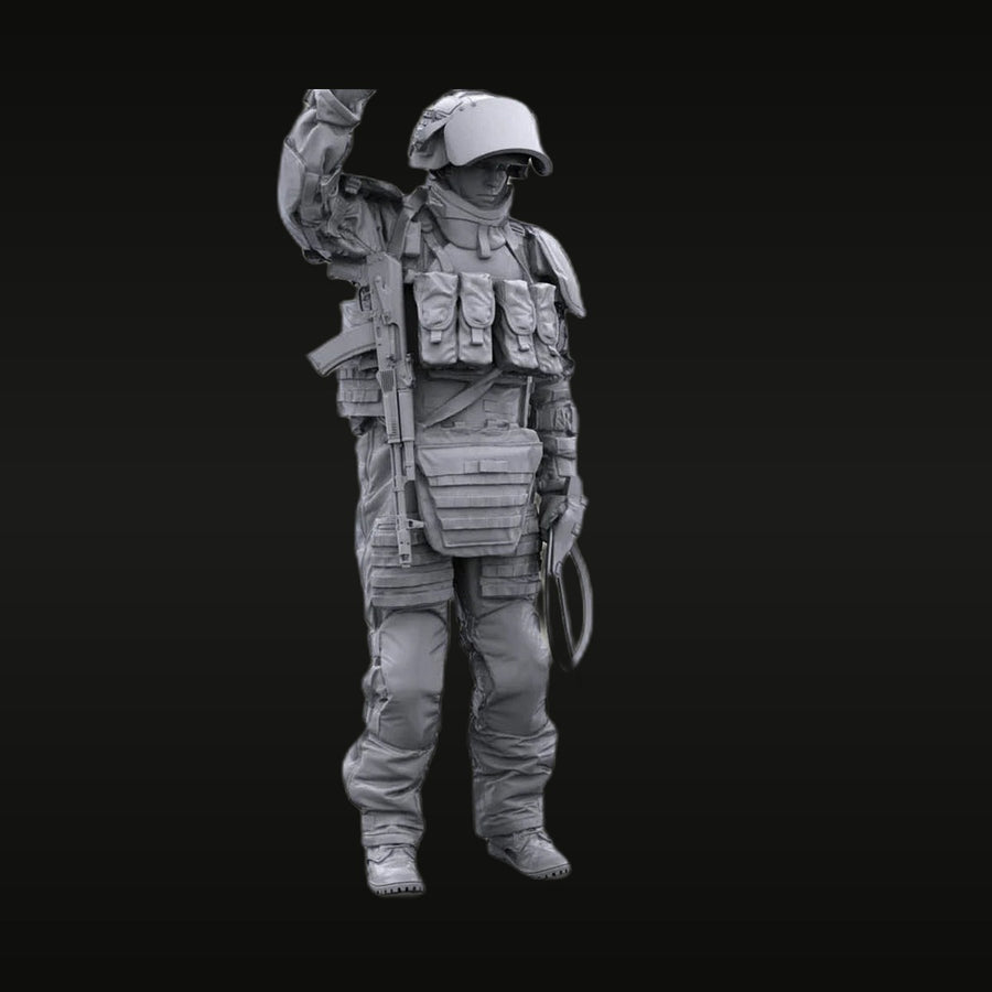 Modern Russian Soldier with Raised Arm Signal 1/35 Resin Figure Kit - unpainted resin model kit