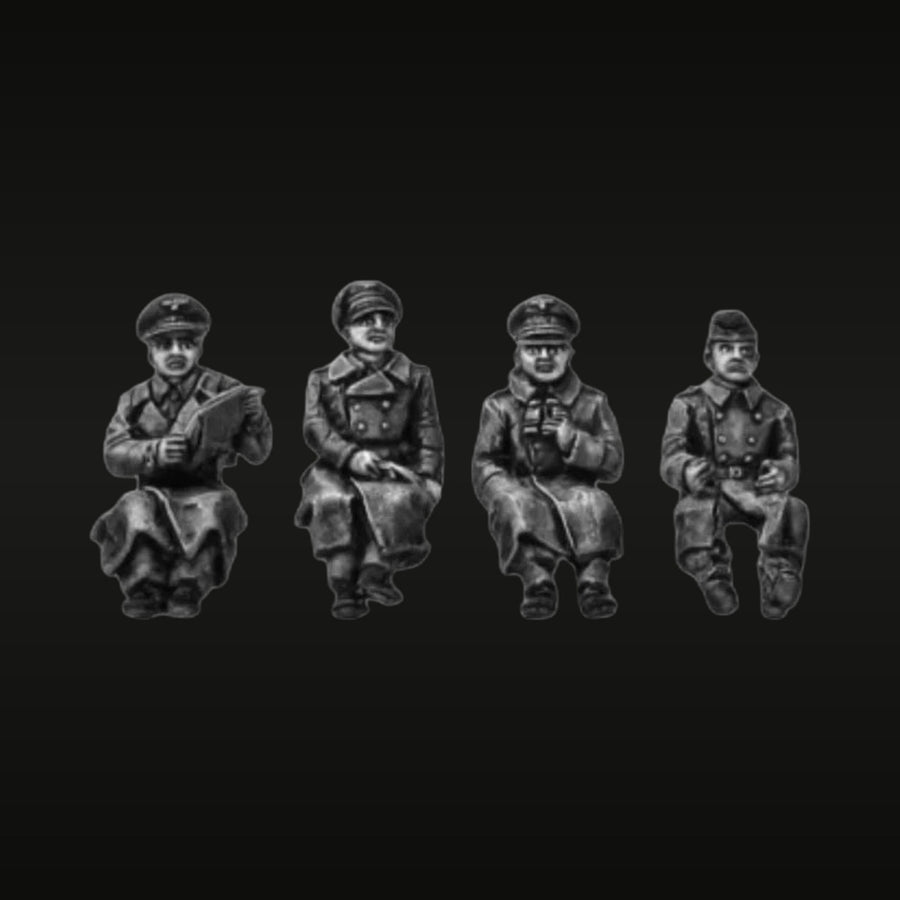 WWII German Officers Seated Command 4-Figure Set 28mm Resin Kit - unpainted resin model kit