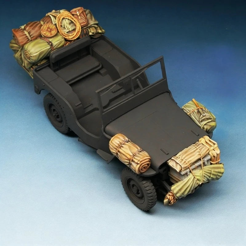 WWII Military Stowage & Field Gear Set 1/35 Resin Accessory Kit - resin model view 2