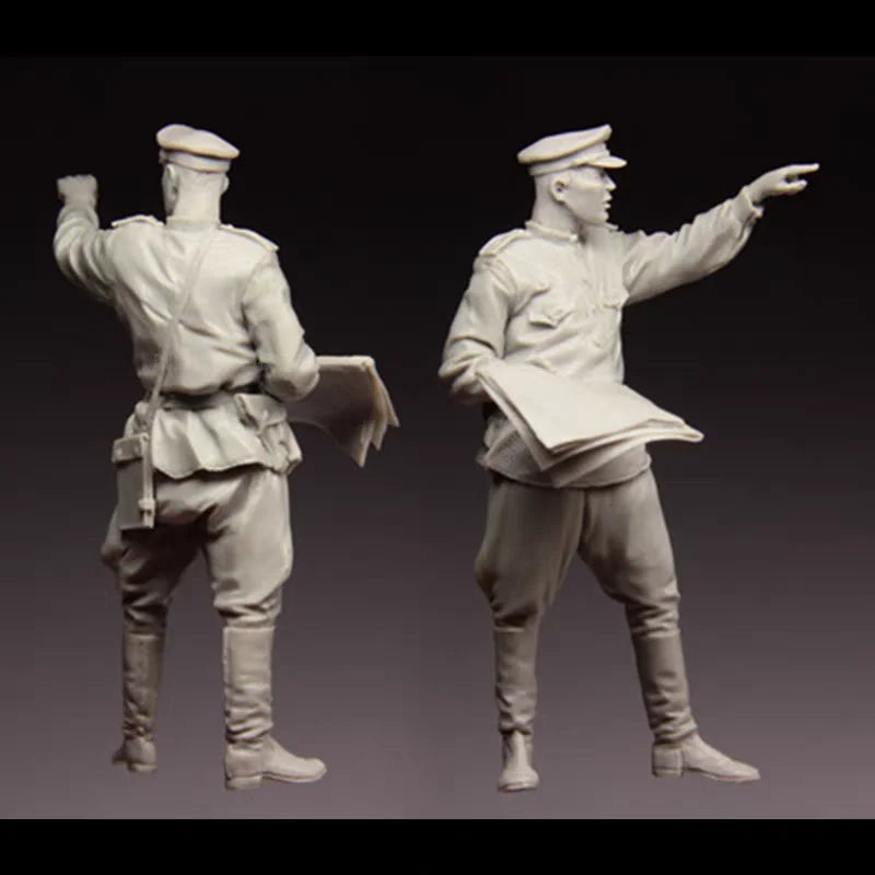 1:35 Model Kit Resin Kit 35782 the Soviet Commander in Command