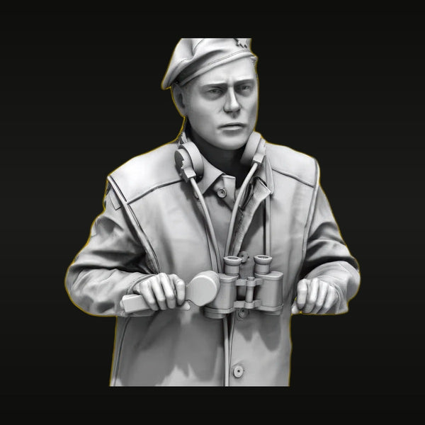 WWII British Tank Commander with Binoculars 1/35 Resin Bust
