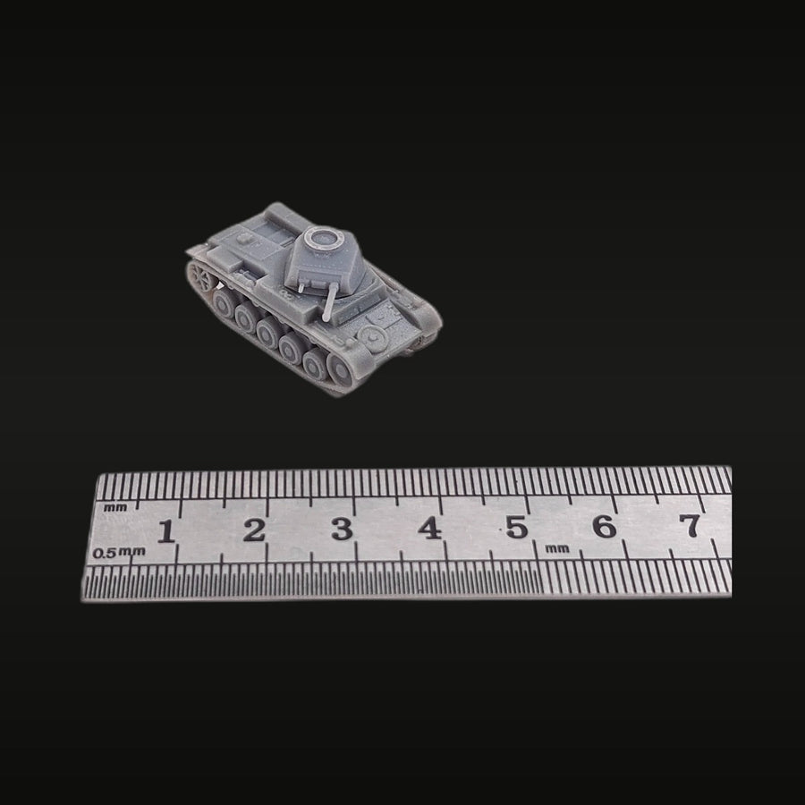 WWII German Panzer II Ausf.F Light Tank 28mm Resin Vehicle Kit - unpainted resin model kit