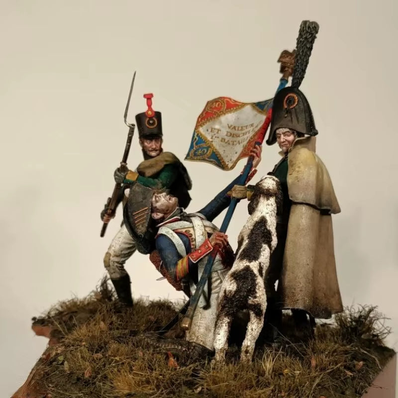 Napoleonic French Infantry with Regimental Eagle 1/24 Resin Figure Set - resin model view 3