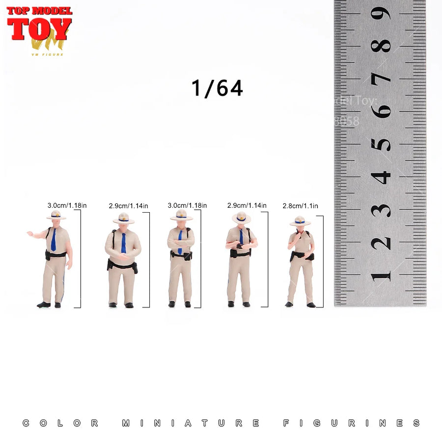 Painted Miniatures 1/64 American Road Patrolman 5-Person Group Male Scene Figure Doll Unpainted Model for Car Vehicles Decoratio