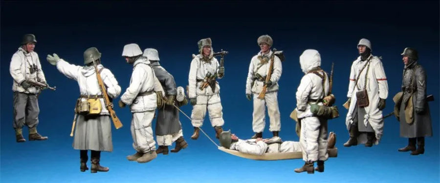 WWII German Winter Soldiers White Camouflage Set 1/35 Resin Figure Kit - resin model view 2