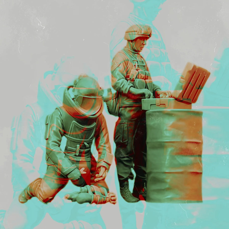 1/35 Resin Figure Unpainted Model Kit, Iraqi Disposal Team, Unassembled and Unpainted GK