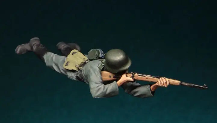 1/35 WWII German Soldier Prone Firing, Resin Model Figure Kit, Unassembled and Unpainted