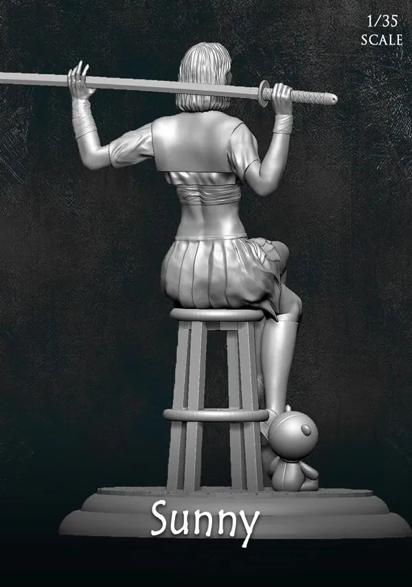 1/35 Stylized Female Athlete, Resin Model Figure Kit, Unassembled and Unpainted