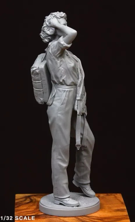 1/32 WWII Female Aviation Officer, Resin Model Figure Kit, Unassembled and Unpainted