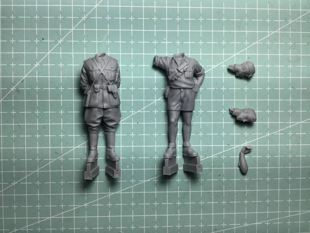 1/35 Modern Infantry in Combat Armor, 2 Figures, Resin Model Figure Kit, Unassembled and Unpainted