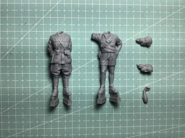 1/35 Modern Infantry in Combat Armor, 2 Figures, Resin Model Figure Kit, Unassembled and Unpainted
