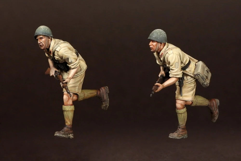 1/35 WWI British Infantry Attacking with Rifles and Grenades, 10 Figures, Resin Model Figure Kit, Unassembled and Unpainted