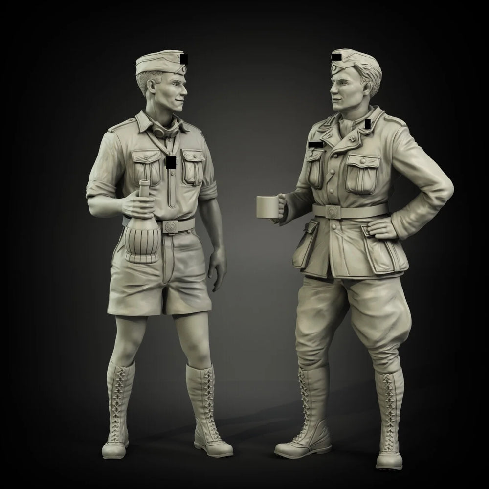 1/35 WWI Military Officers, 2 Figures, Resin Model Figure Kit, Unassembled and Unpainted