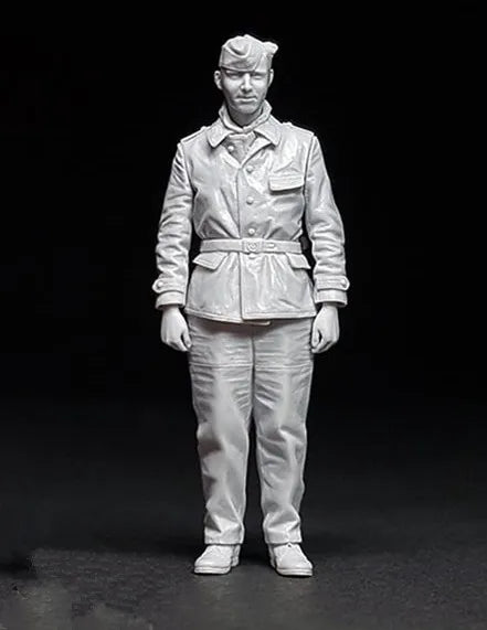 1/35 WWII German Military Officer, Resin Model Figure Kit, Unassembled and Unpainted