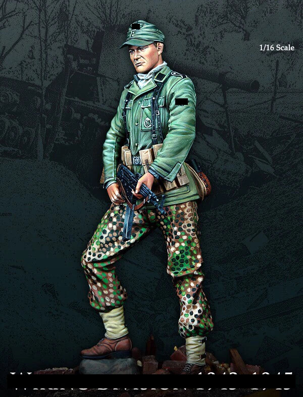 1/16 Modern German Infantryman with MP40 in Combat Stance, Resin Model Figure Kit, Unassembled and Unpainted