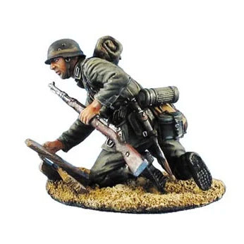 1/35 Modern Soldier with Rifle, Resin Model Figure Kit, Unassembled and Unpainted