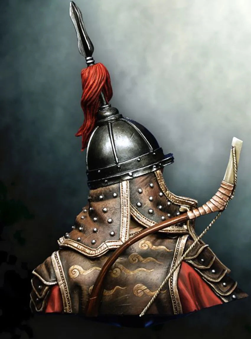 1/9 Ornate Horned Warlord with Red Plume, Resin Model Bust Kit, Fantasy Theme, Unassembled and Unpainted