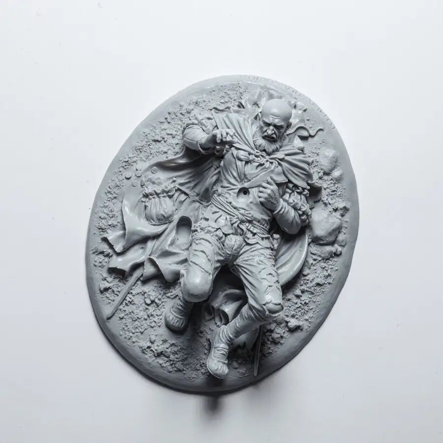 1/24 Female Warrior Standing Over Slain Foe, Resin Model Figure Kit, Fantasy Theme, Unassembled and Unpainted