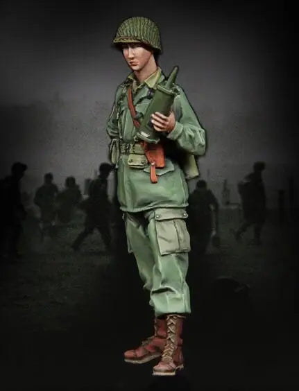 1/35 WWII Soviet Infantry with Submachine Gun, Resin Model Figure Kit, Unassembled and Unpainted