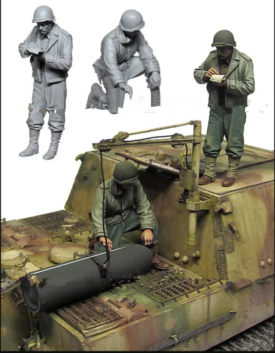 1/35 WWII Infantry Combat, 2 Figures, Resin Model Figure Kit, Unassembled and Unpainted