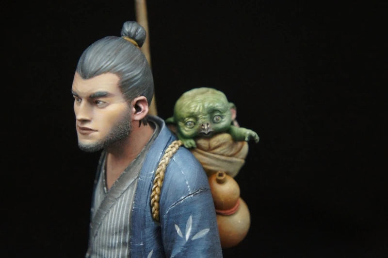 1/12 Samurai Warrior Carrying Demon, Resin Model Figure Kit, Fantasy Theme, Unassembled and Unpainted