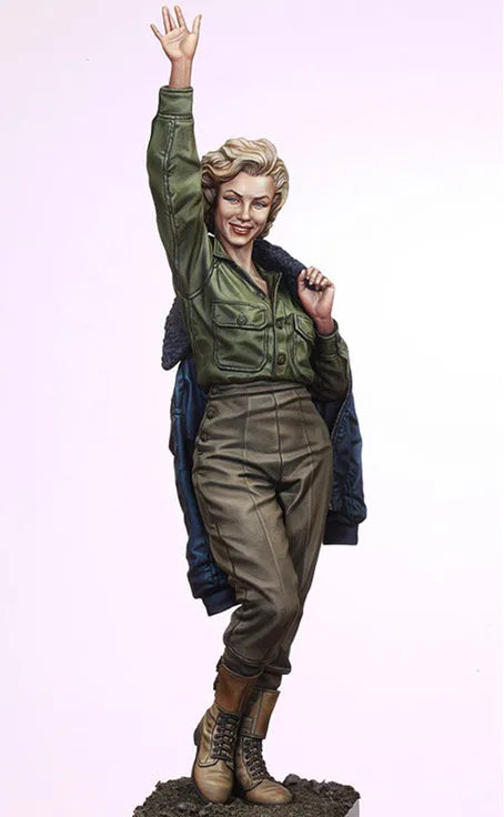 1/16 Modern Female Soldier Raising Victory Fist, Resin Model Figure Kit, Unassembled and Unpainted