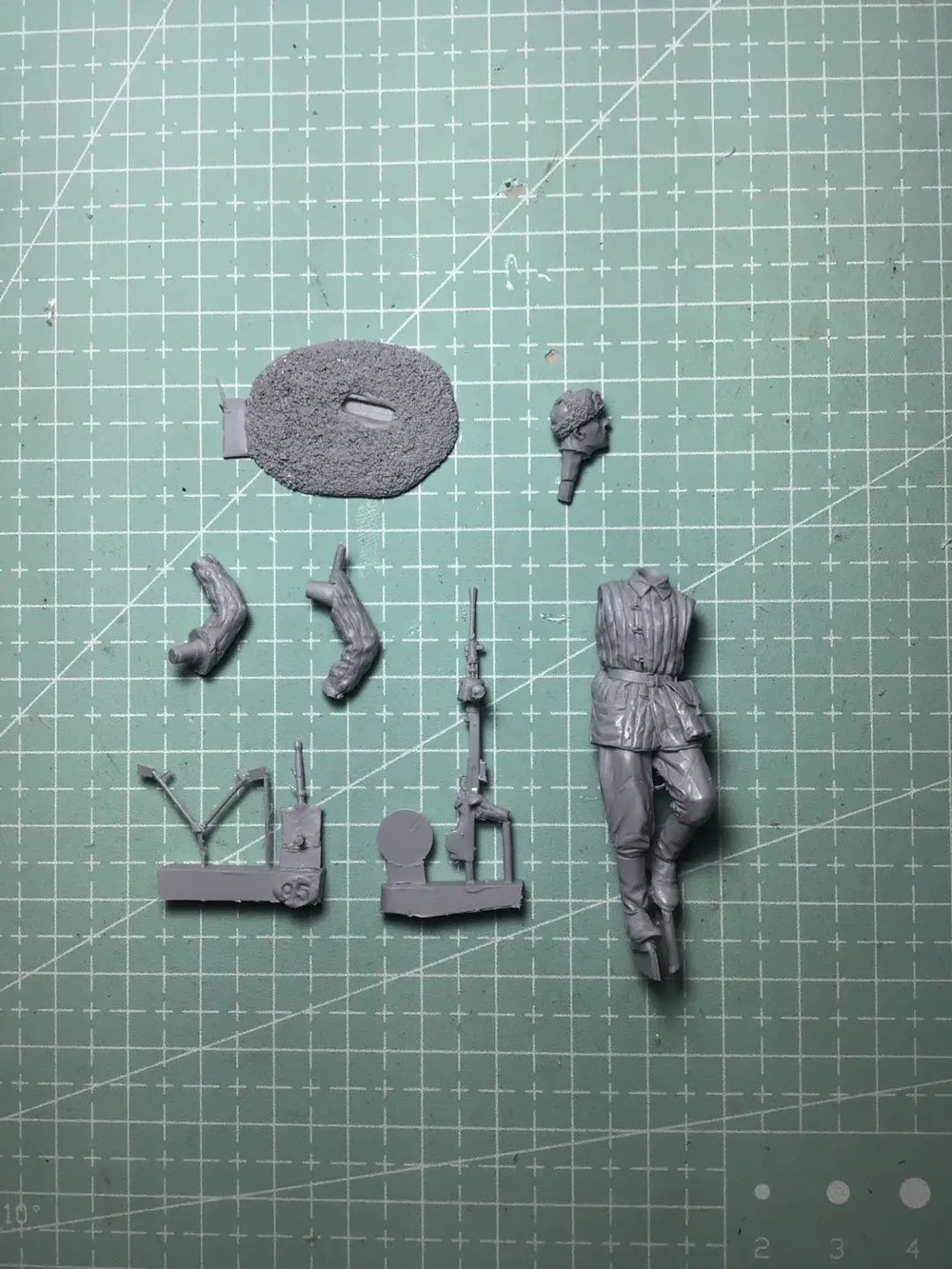 1/35 Modern Tactical Soldier Prone Position, Resin Model Figure Kit, Unassembled and Unpainted