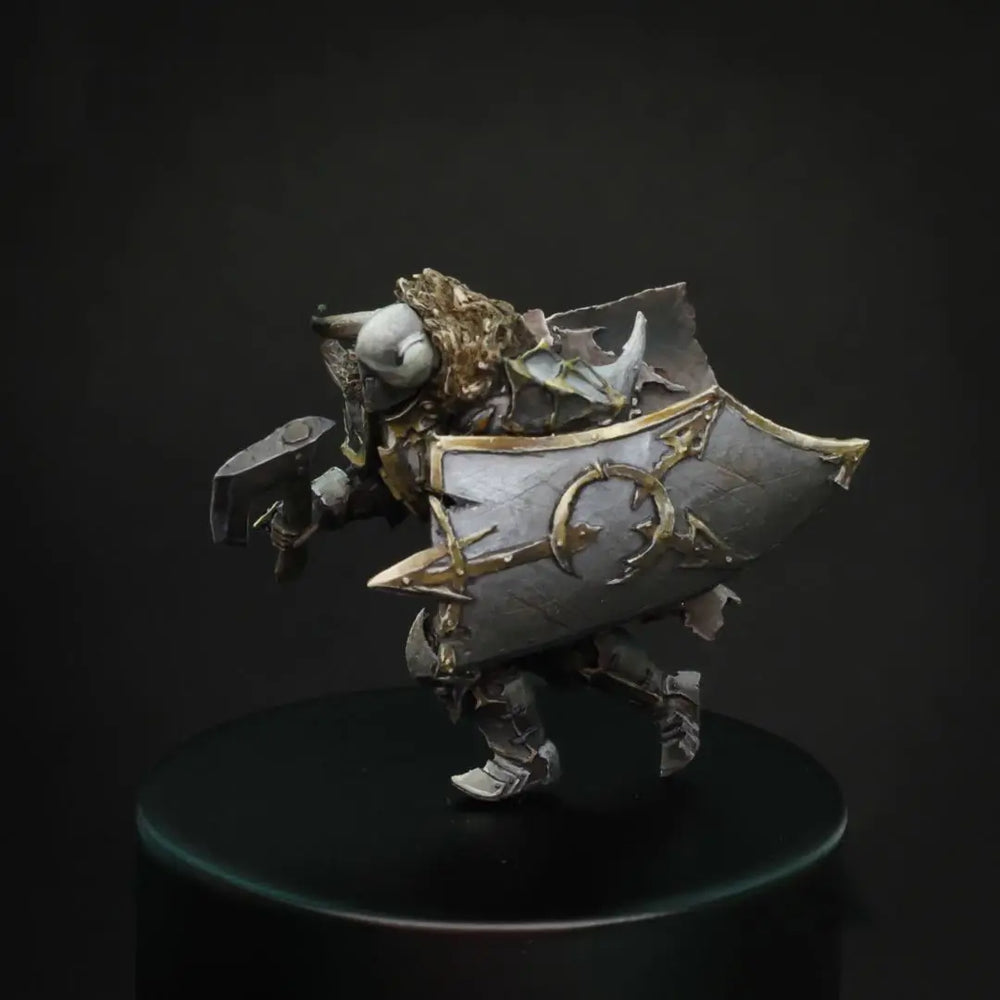 30mm Horned Demon with Battle Axe and Cape, Resin Model Figure Kit, Fantasy Theme, Unassembled and Unpainted