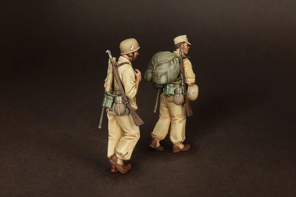 1/35 WWII German Afrika Korps Infantry Patrol, 6 Figures, Resin Model Figure Kit, Unassembled and Unpainted