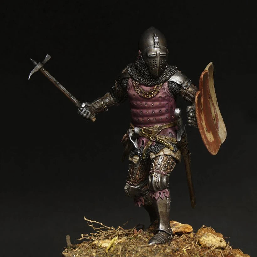 1/24 Ancient Knight with Twin Axes and Shield, Resin Model Figure Kit, Unassembled and Unpainted