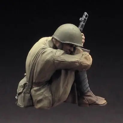 1/35 Modern Soldier Crouching with Rifle, Resin Model Figure Kit, Unassembled and Unpainted