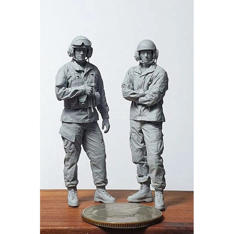 1/35 Modern Tactical Soldiers Standing Ready, 2 Figures, Resin Model Figure Kit, Unassembled and Unpainted