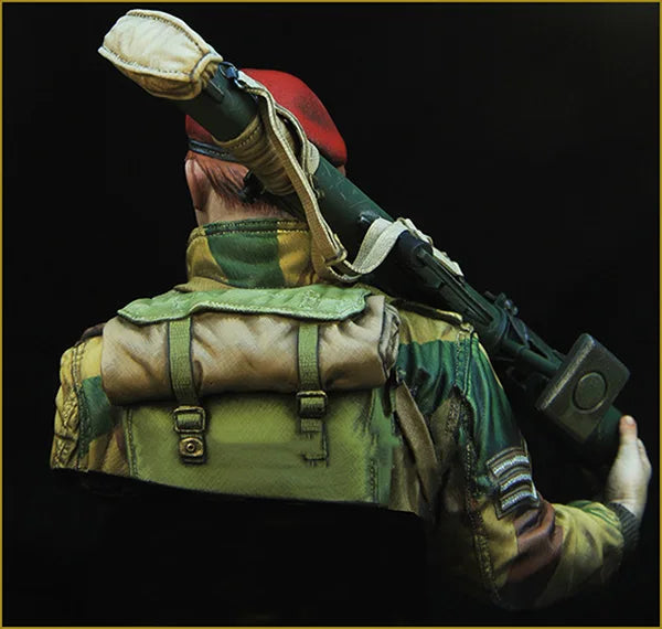 1/10 Modern Paracommando Soldier, Resin Model Bust Kit, Unassembled and Unpainted