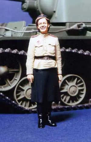 1/35 WWII Soviet Female Soldiers, Resin Model Figure Kit, Unassembled and Unpainted
