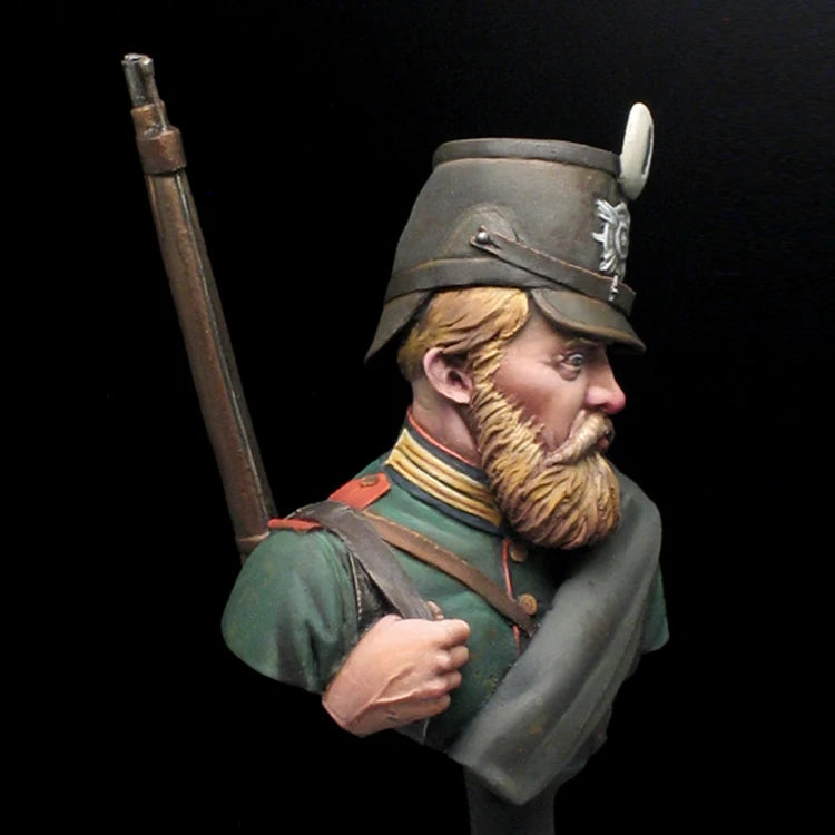 1/16 WWI Prussian Soldier with Pickelhaube, Resin Model Bust Kit, Unassembled and Unpainted